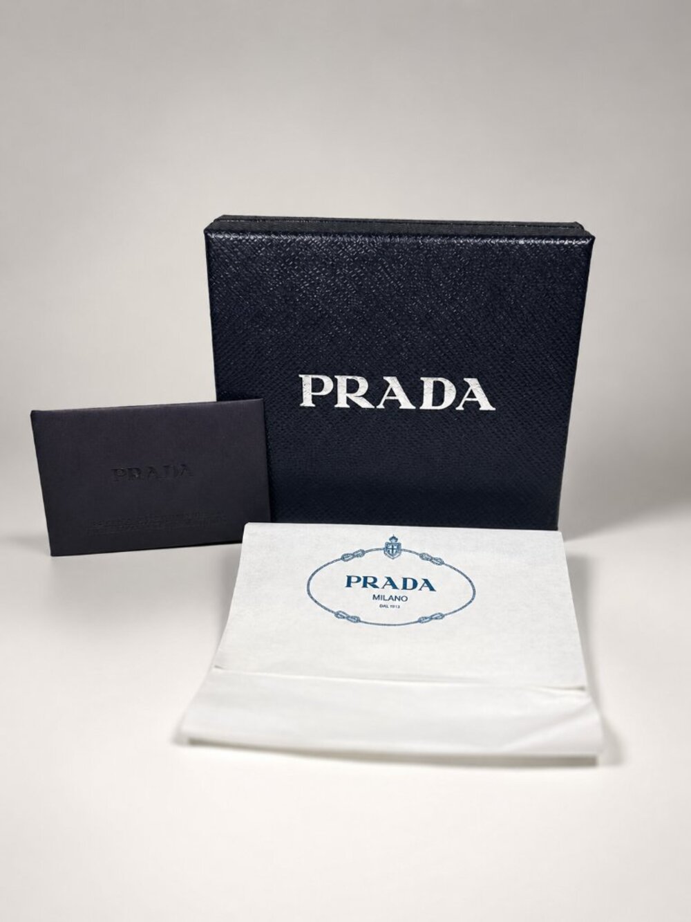 Prada Black Saffiano Leather Bifold Card Holder Wallet New - Picture 8 of 8